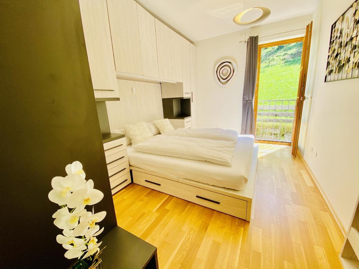 Modern Mountain Apart Directly By Skiing Area Rauris Exterior photo
